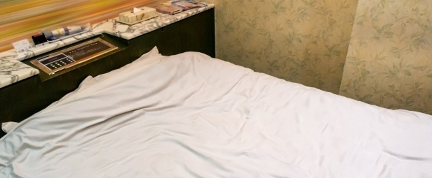 ラブホテルのベッドの画像